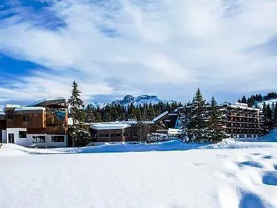 Lake Hotel Courchevel 1850