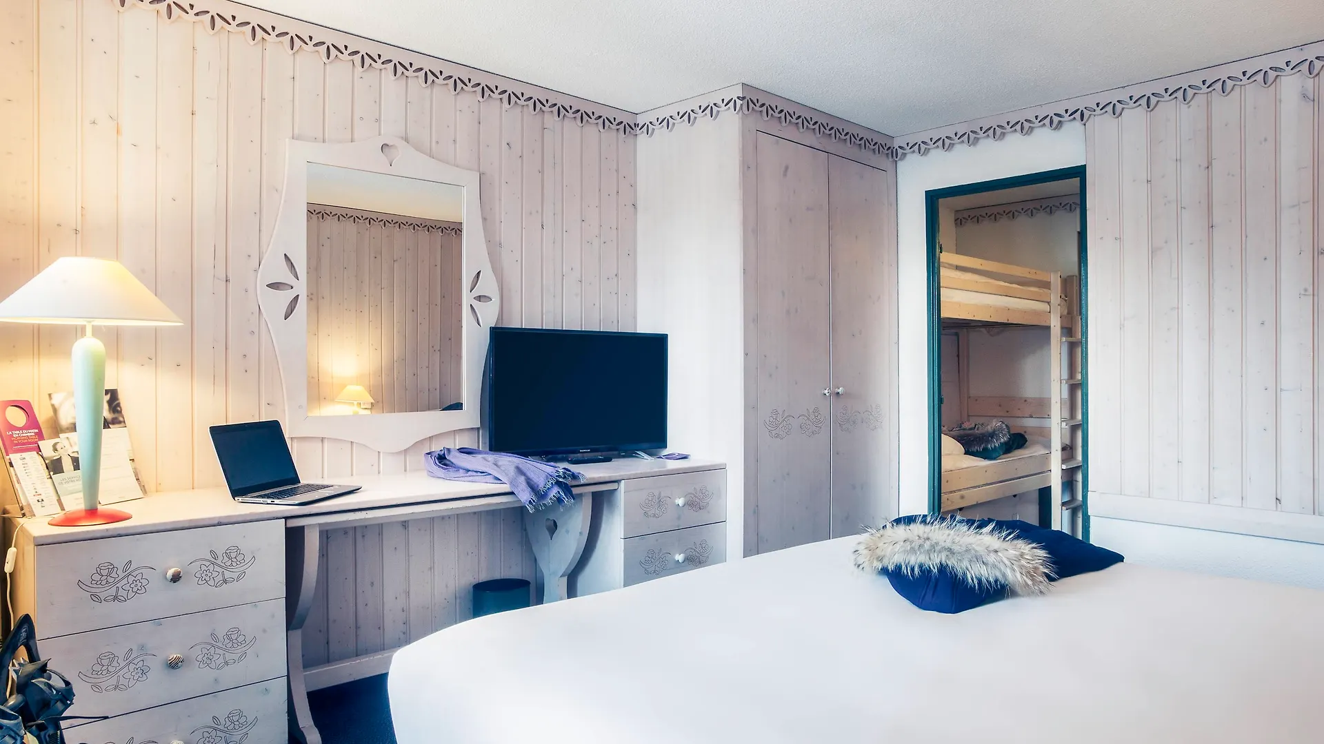 Lake Hotel Courchevel 1850