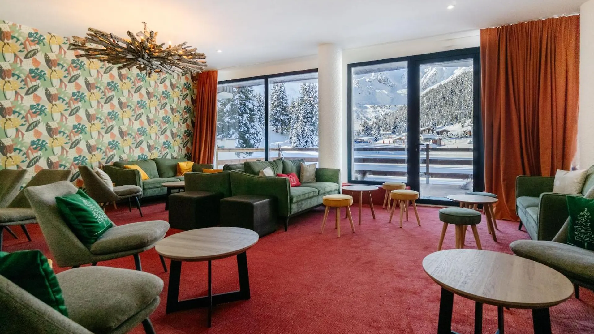 Lake Hotel Courchevel 1850 4*,  France